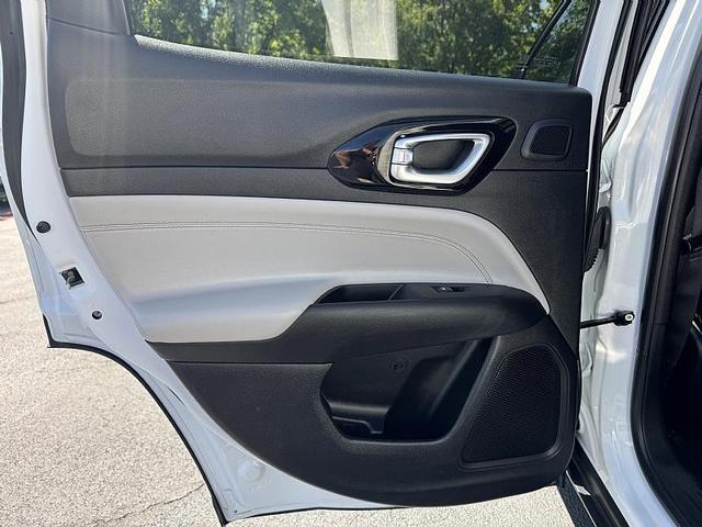 Photo of 2024 Bright White Clearcoat Jeep Compass