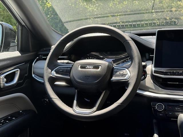 Photo of 2024 Bright White Clearcoat Jeep Compass