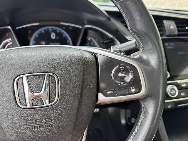 Photo of 2019 Platinum White Pearl Honda Civic