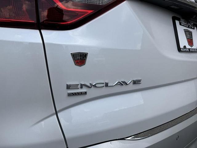 Photo of 2024 White Frost Tri-Coat Buick Enclave