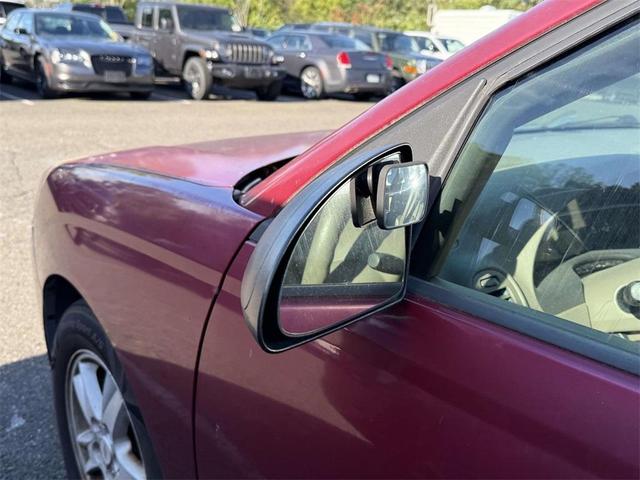 Photo of 2004 Sport Red Metallic Chevrolet Malibu Maxx
