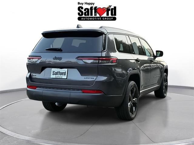 Photo of 2025 Metallic Jeep Grand Cherokee L