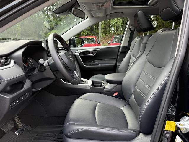 Photo of 2021 Midnight Black Toyota RAV4