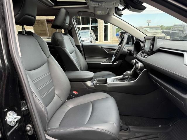 Photo of 2021 Midnight Black Toyota RAV4