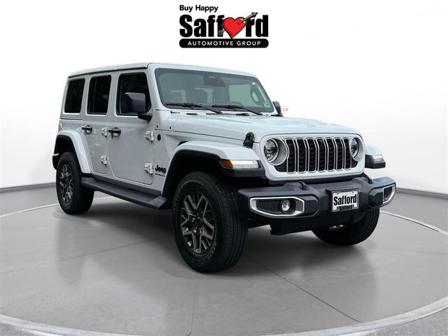 Photo of 2025 Bright White Clearcoat Jeep Wrangler