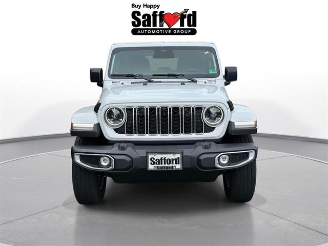 Photo of 2025 Bright White Clearcoat Jeep Wrangler