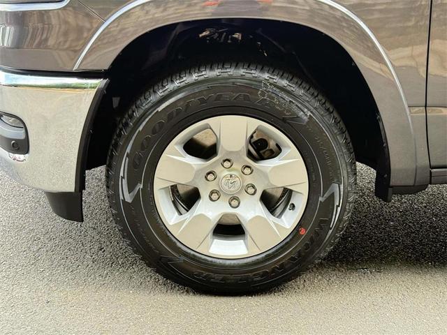 Photo of 2025 Granite Crystal Clearcoat Metallic RAM 1500
