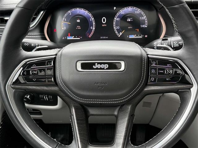 Photo of 2022 Velvet Red Pearlcoat Jeep Grand Cherokee L