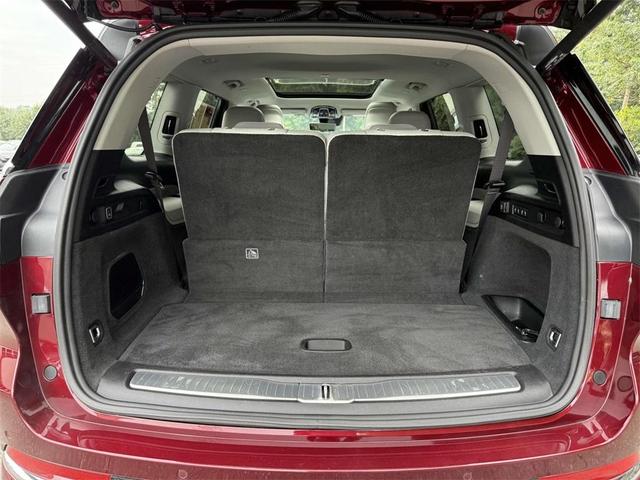 Photo of 2022 Velvet Red Pearlcoat Jeep Grand Cherokee L