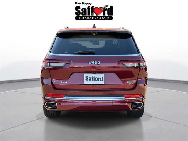 Photo of 2022 Velvet Red Pearlcoat Jeep Grand Cherokee L
