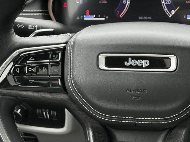 Photo of 2022 Velvet Red Pearlcoat Jeep Grand Cherokee L