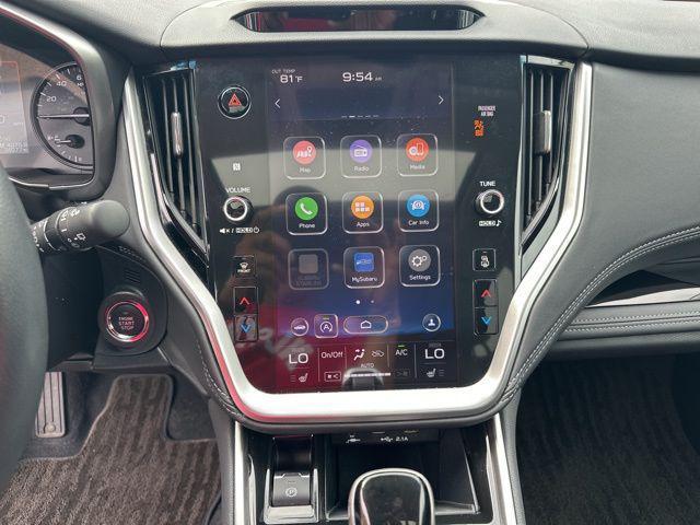 Photo of 2022 Ice Silver Metallic Subaru Outback