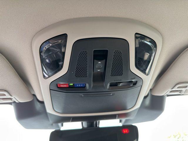 Photo of 2023 Crystal White Pearl Subaru Outback