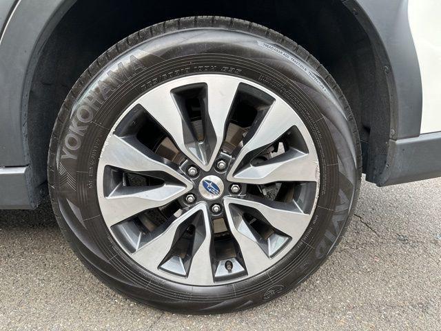 Photo of 2023 Crystal White Pearl Subaru Outback