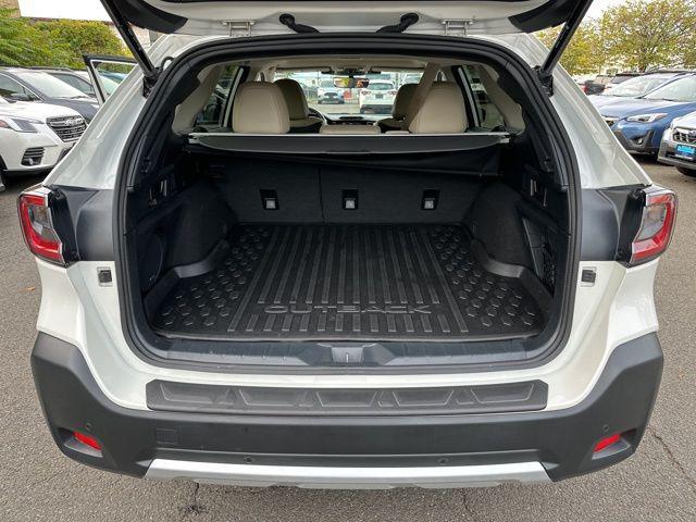 Photo of 2023 Crystal White Pearl Subaru Outback