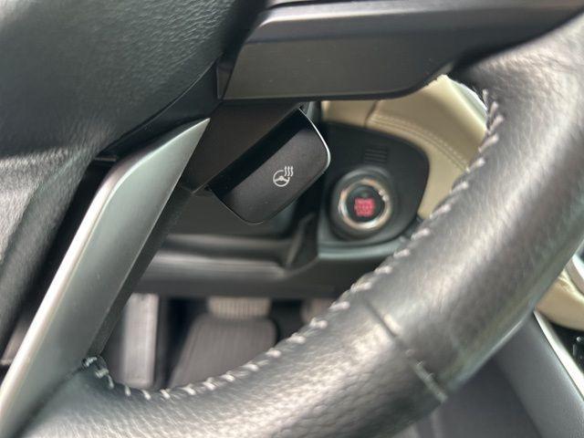 Photo of 2023 Crystal White Pearl Subaru Outback