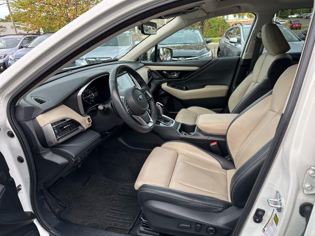 Photo of 2023 Crystal White Pearl Subaru Outback