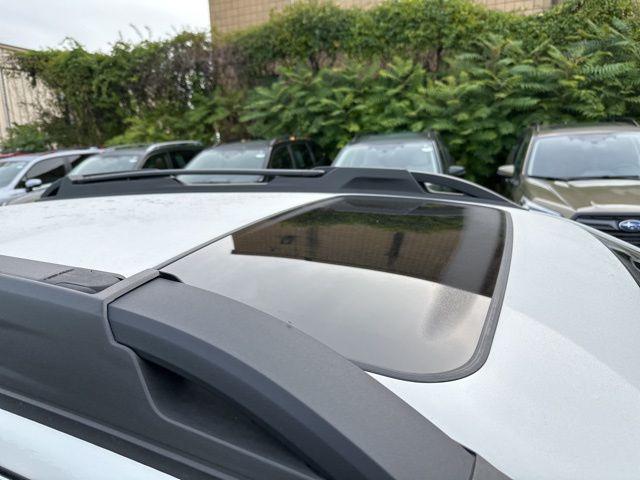 Photo of 2023 Crystal White Pearl Subaru Outback