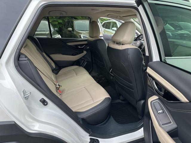 Photo of 2023 Crystal White Pearl Subaru Outback