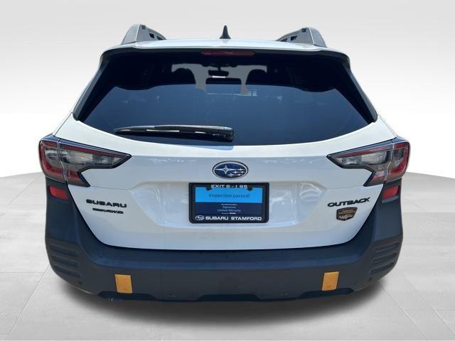Photo of 2022 Crystal White Pearl Subaru Outback