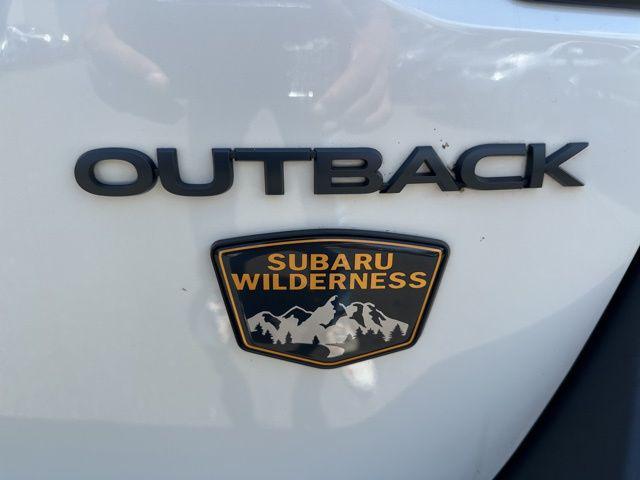 Photo of 2022 Crystal White Pearl Subaru Outback
