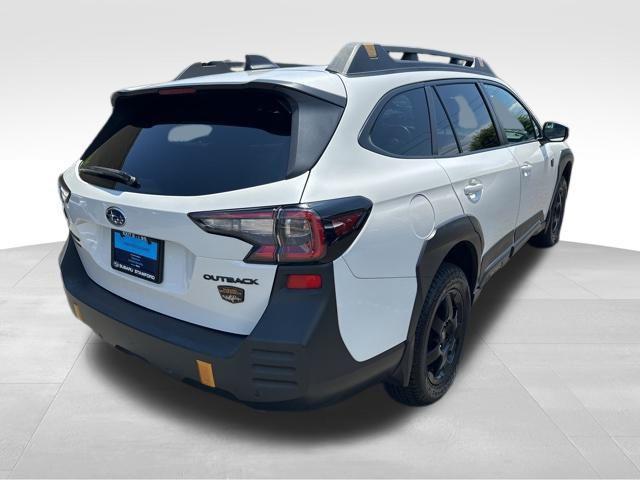 Photo of 2022 Crystal White Pearl Subaru Outback