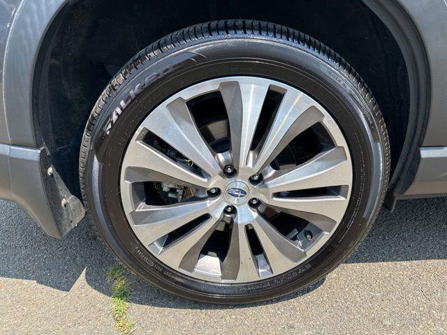 Photo of 2020 Magnetite Gray Metallic Subaru Ascent