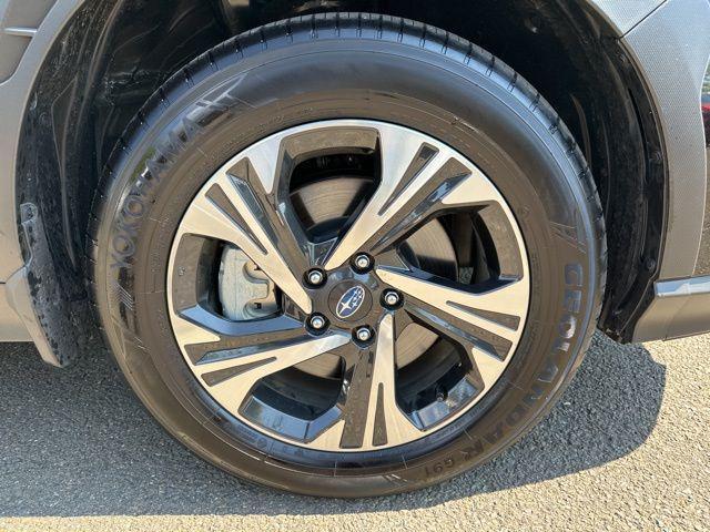 Photo of 2024 Crystal Black Silica Subaru Crosstrek