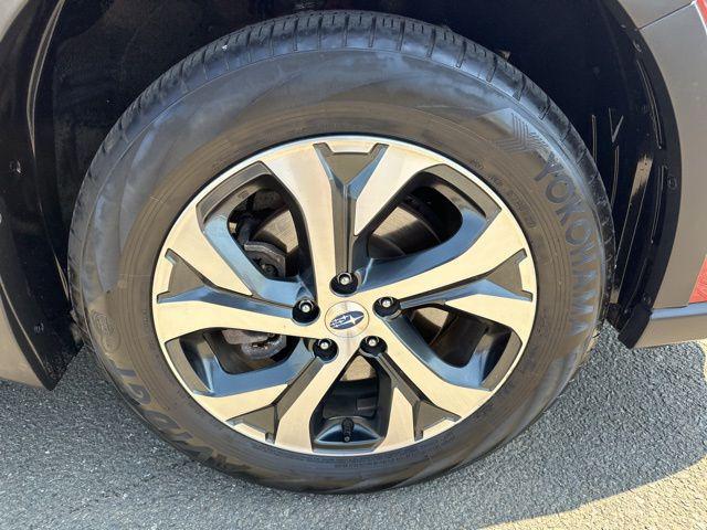 Photo of 2022 Crimson Red Pearl Subaru Outback