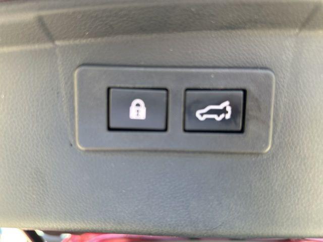 Photo of 2022 Crimson Red Pearl Subaru Outback