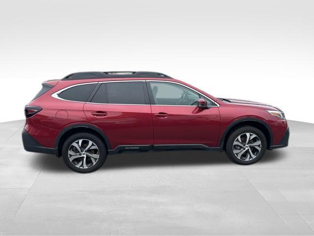 Photo of 2022 Crimson Red Pearl Subaru Outback