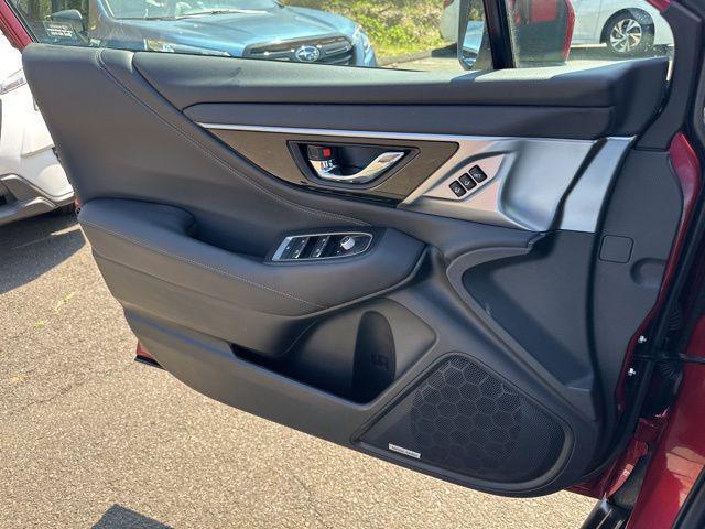 Photo of 2022 Crimson Red Pearl Subaru Outback