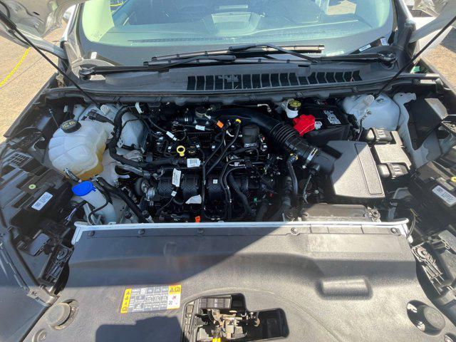 Photo of 2024 Oxford White Ford Edge