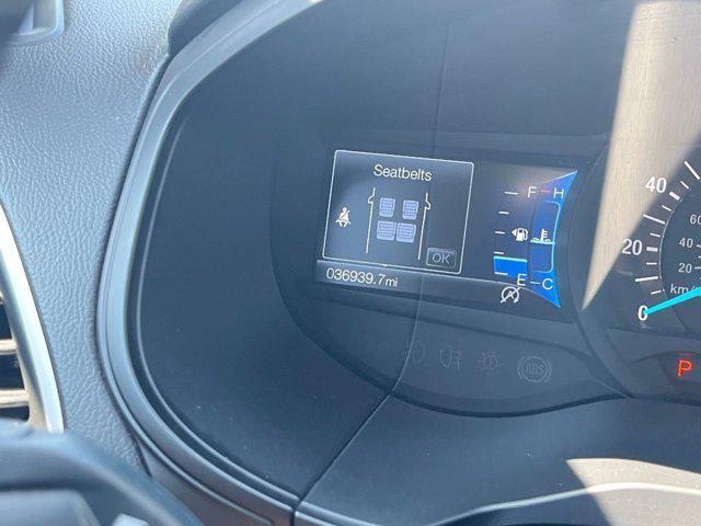 Photo of 2024 Oxford White Ford Edge