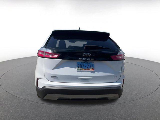 Photo of 2024 Oxford White Ford Edge