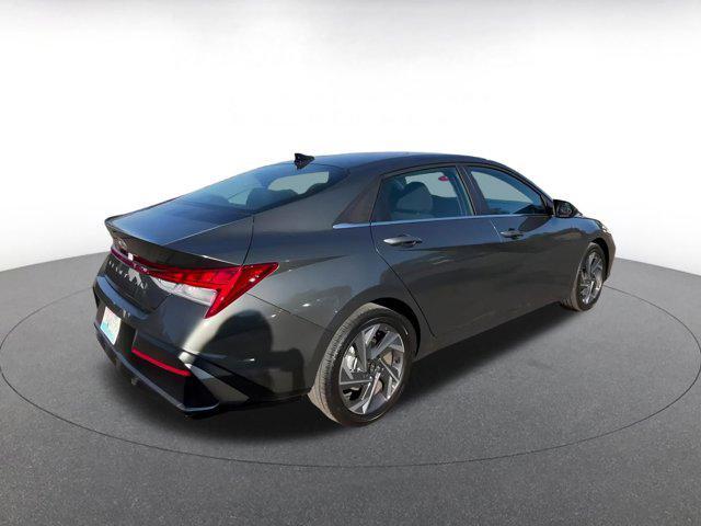 Photo of 2025 Amazon Gray Hyundai ELANTRA