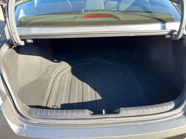 Photo of 2025 Amazon Gray Hyundai ELANTRA