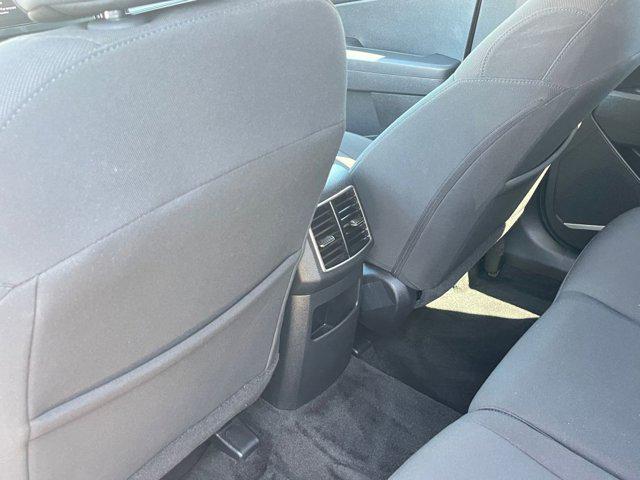 Photo of 2024 Steel Gray Kia Sportage