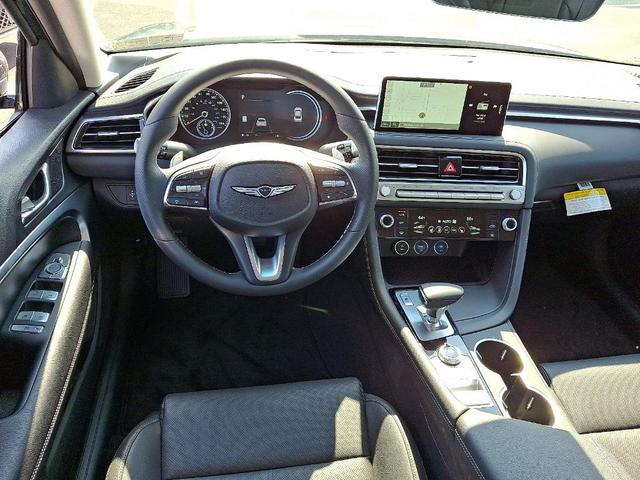 Photo of 2025 Makalu Gray Genesis G70