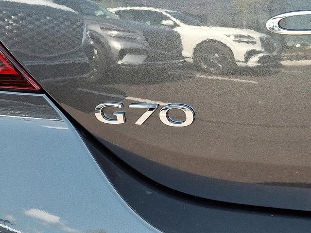 Photo of 2025 Makalu Gray Genesis G70