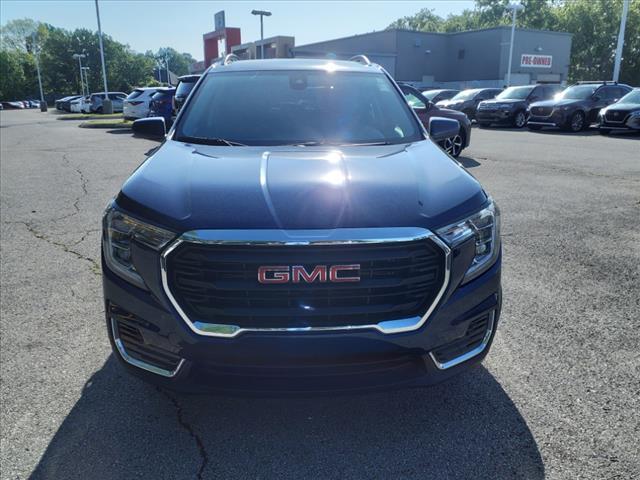 Photo of 2023 Marine Metallic GMC Terrain