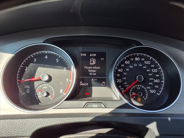 Photo of 2015 Platinum Gray Metallic Volkswagen Golf