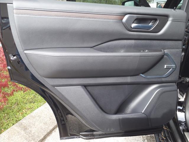 Photo of 2025 Black Nissan Armada
