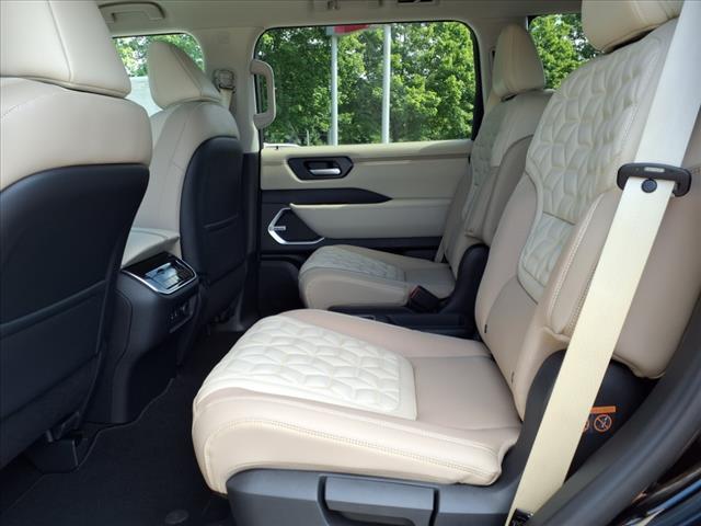 Photo of 2025 Black Nissan Armada