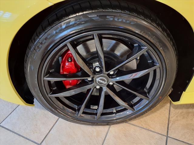 Photo of 2024 Yellow Pearl Nissan Z