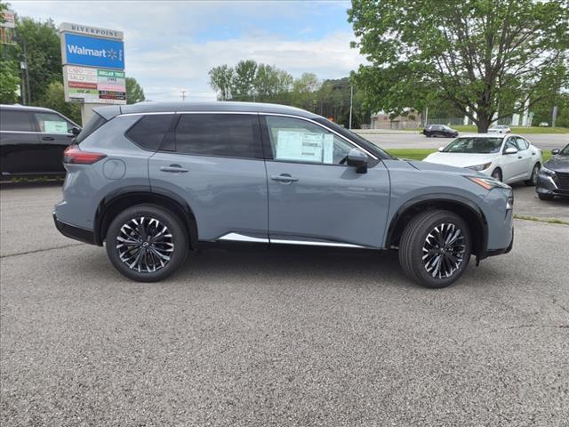 Photo of 2025 Boulder Gray Metallic Nissan Rogue