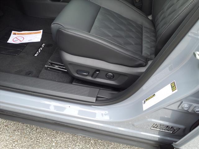 Photo of 2025 Boulder Gray Metallic Nissan Rogue