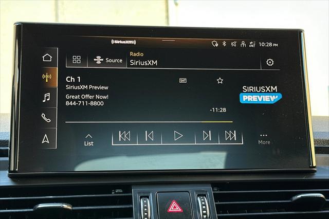 Photo of 2023 White Audi Q5