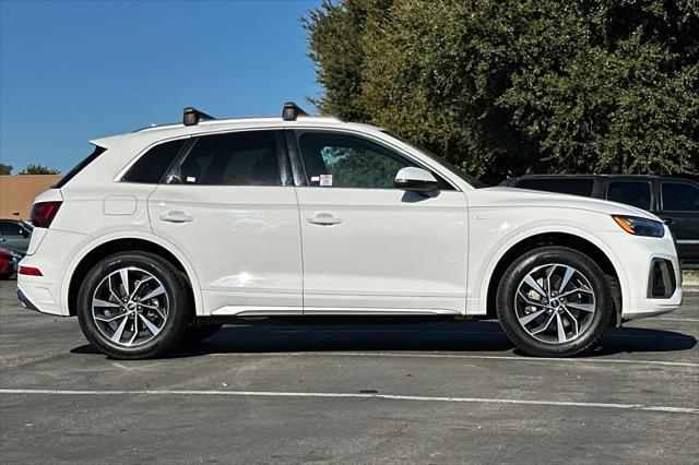 Photo of 2023 White Audi Q5