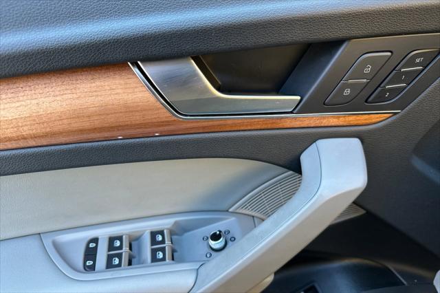 Photo of 2023 White Audi Q5